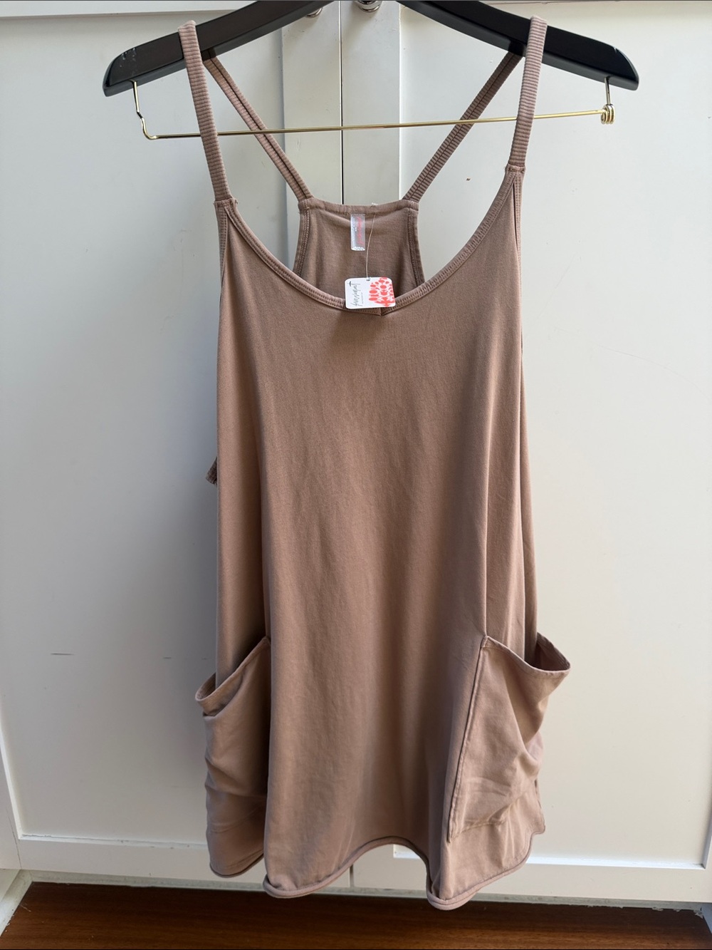 Women's Sleeveless Pocket Tank Top - Taupe